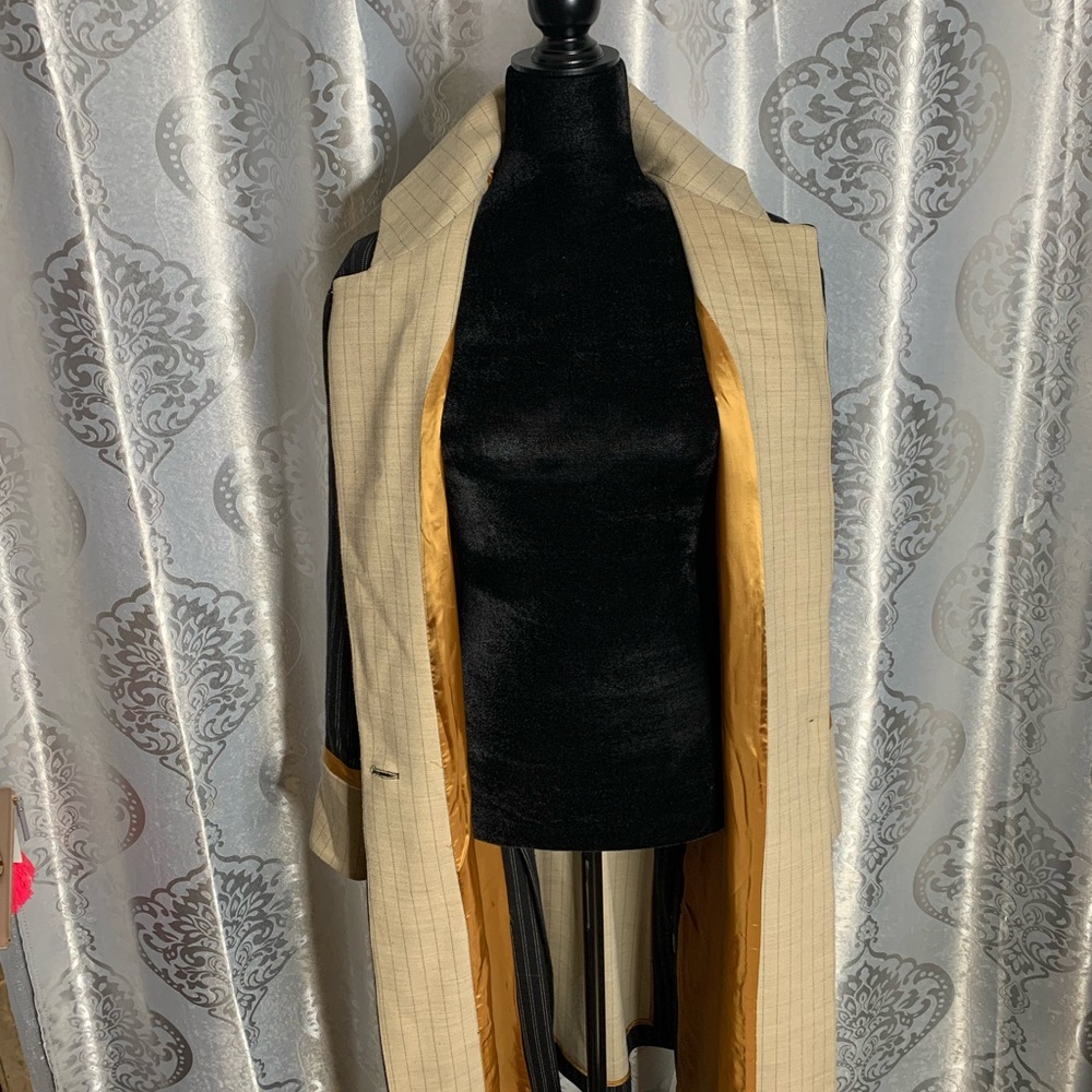 duster style outer wear satin lining functional pockets one button closure